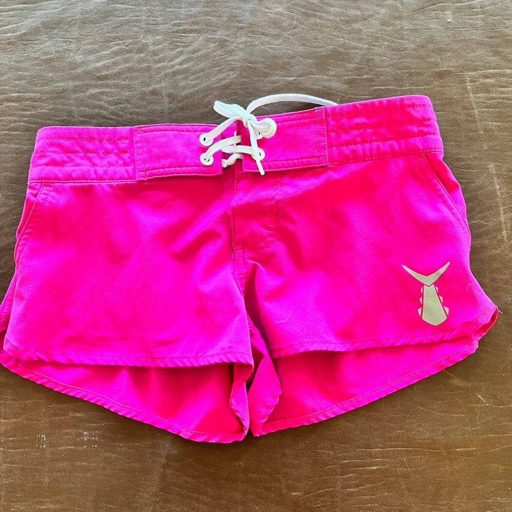 Tunaskin hot pink shorts